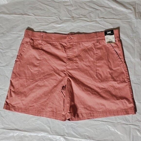 Lee Size 22 M Mallory 7” Inseam Midrise Shorts with Pockets New - Picture 1 of 12